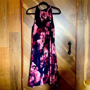 SLNY Sleeveless Cocktail Dress